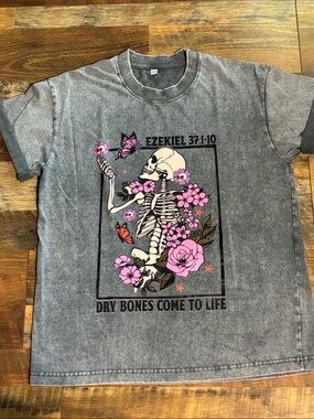 Ezekiel 37 Graphic Tee - Gray with Pink Floral Skeleton